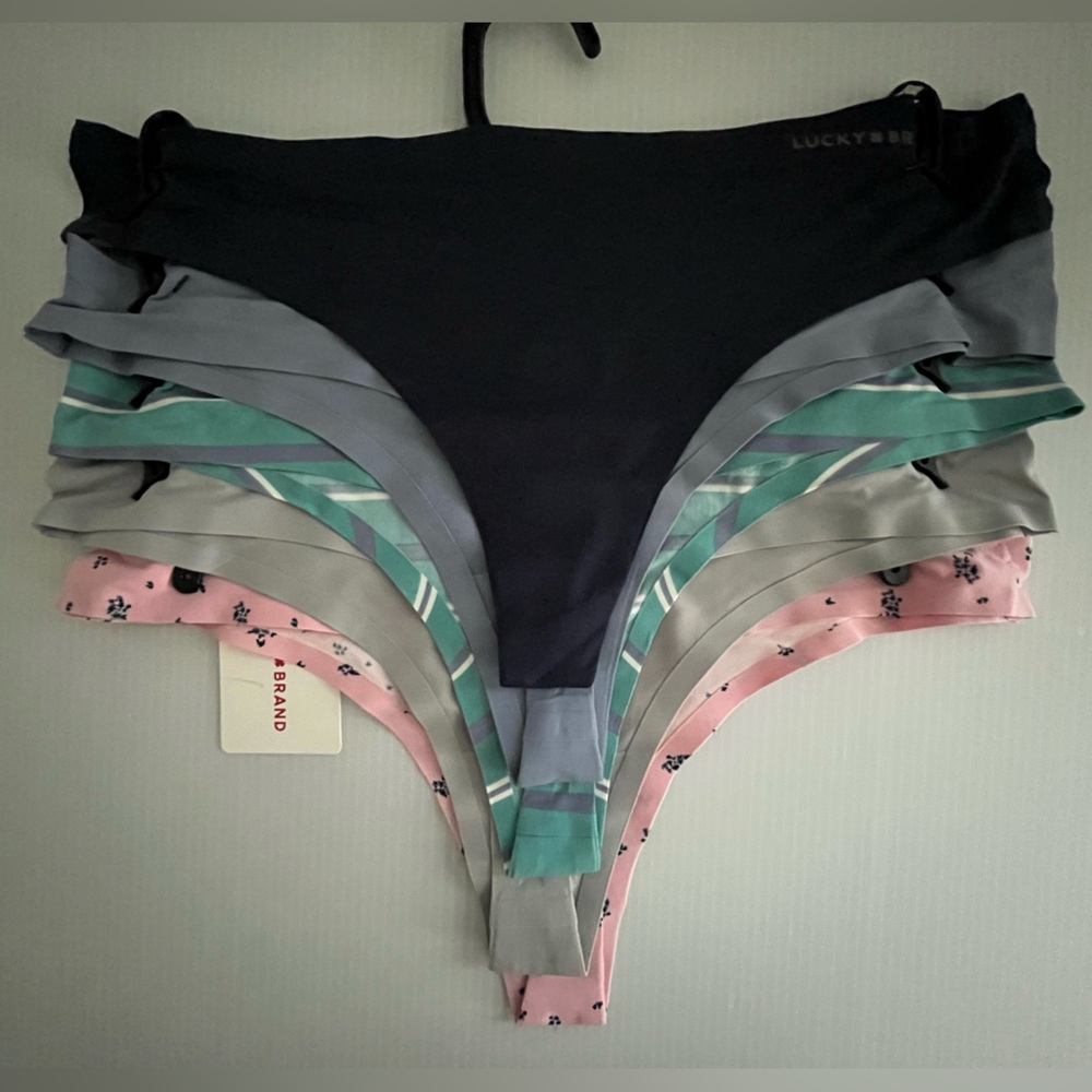 Lucky Brand Silky Smooth Laser Cut Tech Sealed Invisible Edge 5 pc Thongs set - Picture 5 of 13
